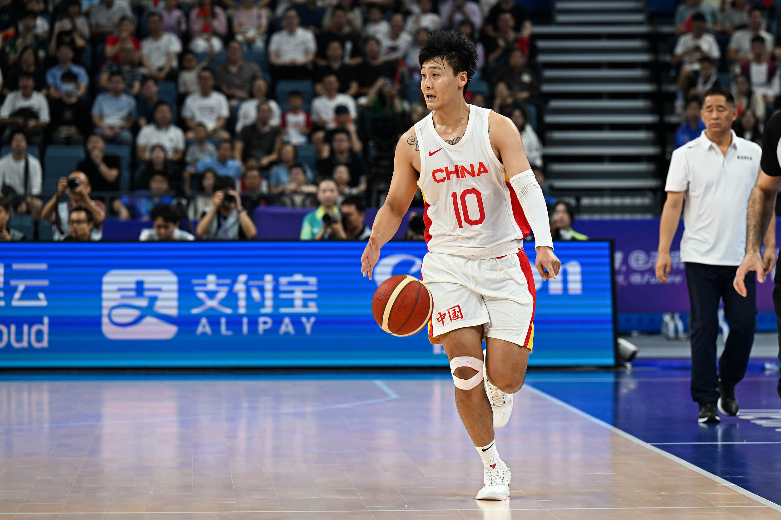 包含米兰体育:中国男篮历史上的经典绝杀:那些让人心跳加速的时刻的词条 包含米兰体育:中国男篮历史上的经典绝杀:那些让人心跳加速的时刻的词条