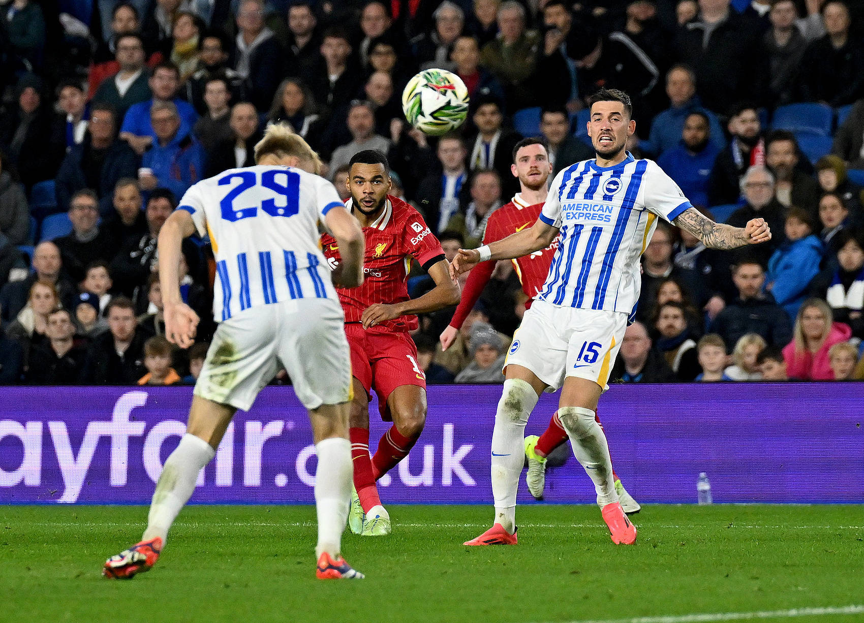 米兰体育:铁血防守！零封对手展现强大实力的简单介绍