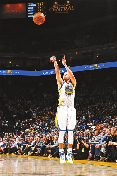 包含米兰体育:勇士队库里的三分球:能否继续创造纪录,引领时代?的词条 包含米兰体育:勇士队库里的三分球:能否继续创造纪录,引领时代?的词条