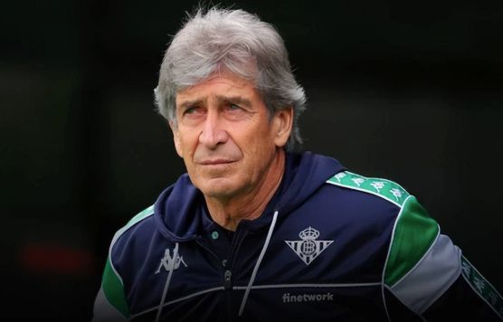 包含米兰体育：西甲阿尔科孔的进攻风格与战术演变的词条