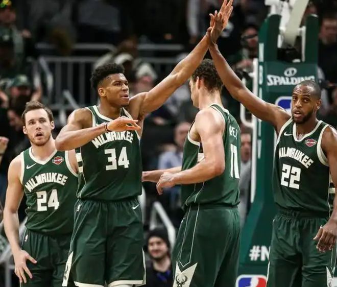 包含米兰体育：篮球球星的个人成长故事：家庭、教练与队友的影响的词条