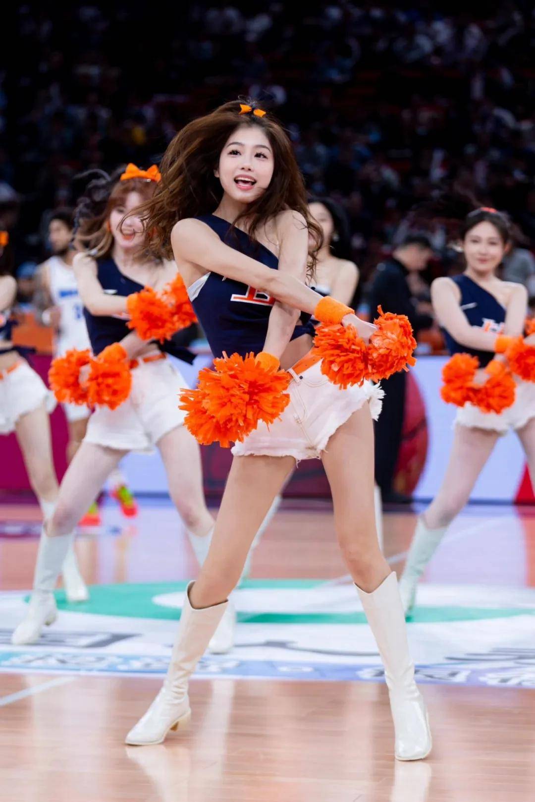 包含米兰体育：WCBA联赛球队的啦啦队文化：赛场上的活力与激情的词条