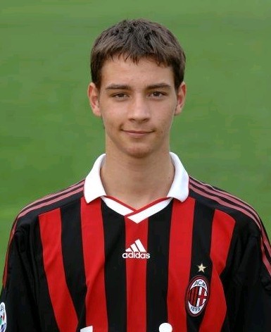 包含米兰体育:赛季初期的竞争格局:热门队伍的分析的词条 包含米兰体育:赛季初期的竞争格局:热门队伍的分析的词条