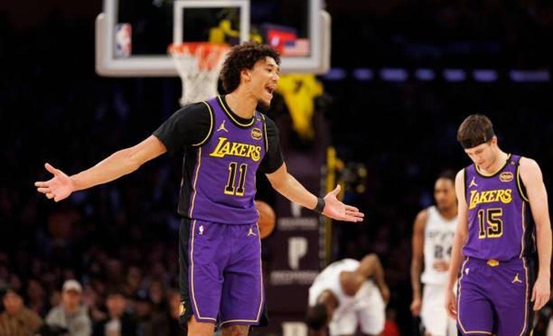 包含米兰体育:湖人队新赛季:加布里埃尔能否成为合格的内线轮换,在季后赛中发挥关键作用,帮助球队赢得总冠军?的词条 包含米兰体育:湖人队新赛季:加布里埃尔能否成为合格的内线轮换,在季后赛中发挥关键作用,帮助球队赢得总冠军?的词条