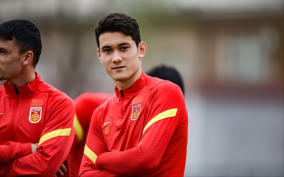 米兰体育:年轻球员郭田雨：加强身体训练，提升对抗能力的简单介绍