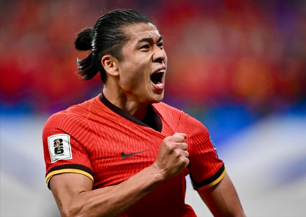 米兰体育：国足新战术体系初见成效，球迷信心倍增