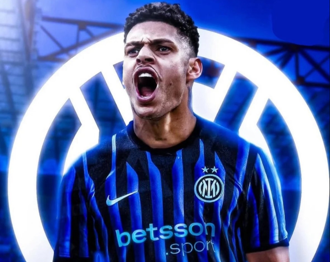 米兰体育:足球明星专访，了解球星背后的故事的简单介绍