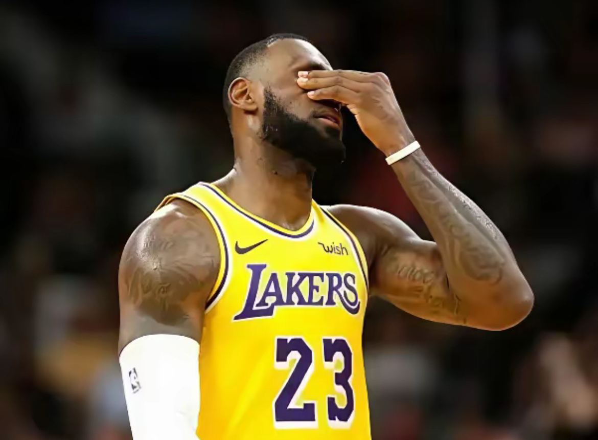 包含米兰体育：太阳队新赛季：艾顿能否在内线打出统治力，成为球队的防守屏障？的词条