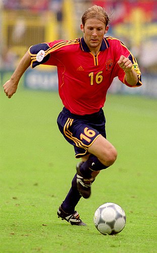 关于米兰体育：失落的荣耀：曾经的巨星如何面对退役生活的信息