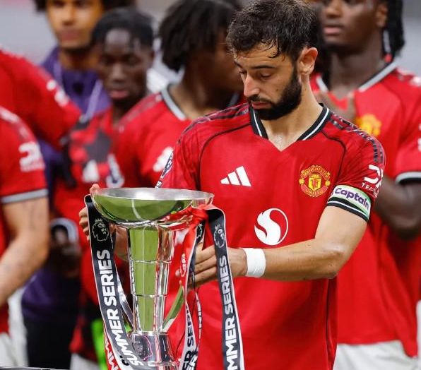 包含米兰体育:英超最后时刻的惊险：逆转与绝杀的词条