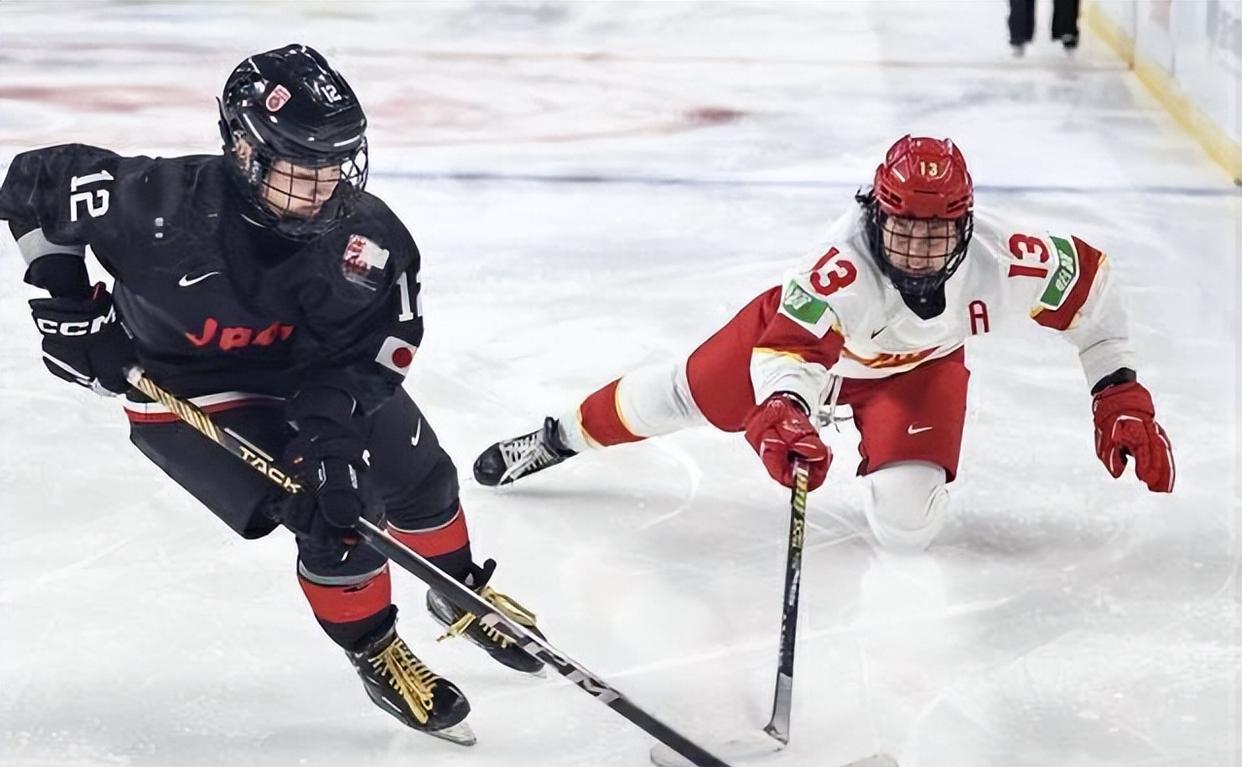 包含米兰体育:冬季两项世界杯，射击滑雪完美结合的词条