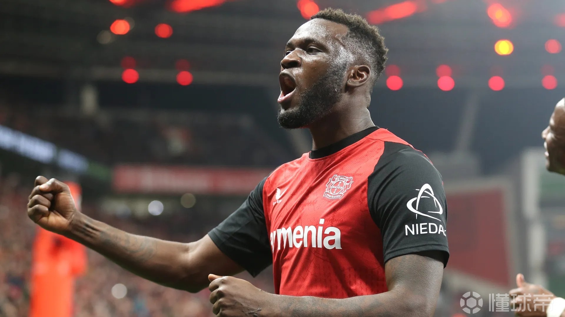 包含米兰体育:上海海港队“人傻钱多”,球迷:有钱也不能这么任性!的词条 包含米兰体育:上海海港队“人傻钱多”,球迷:有钱也不能这么任性!的词条