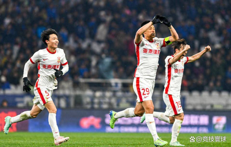 米兰体育:中超联赛VAR技术升级：能否减少误判，提升比赛公正性？的简单介绍