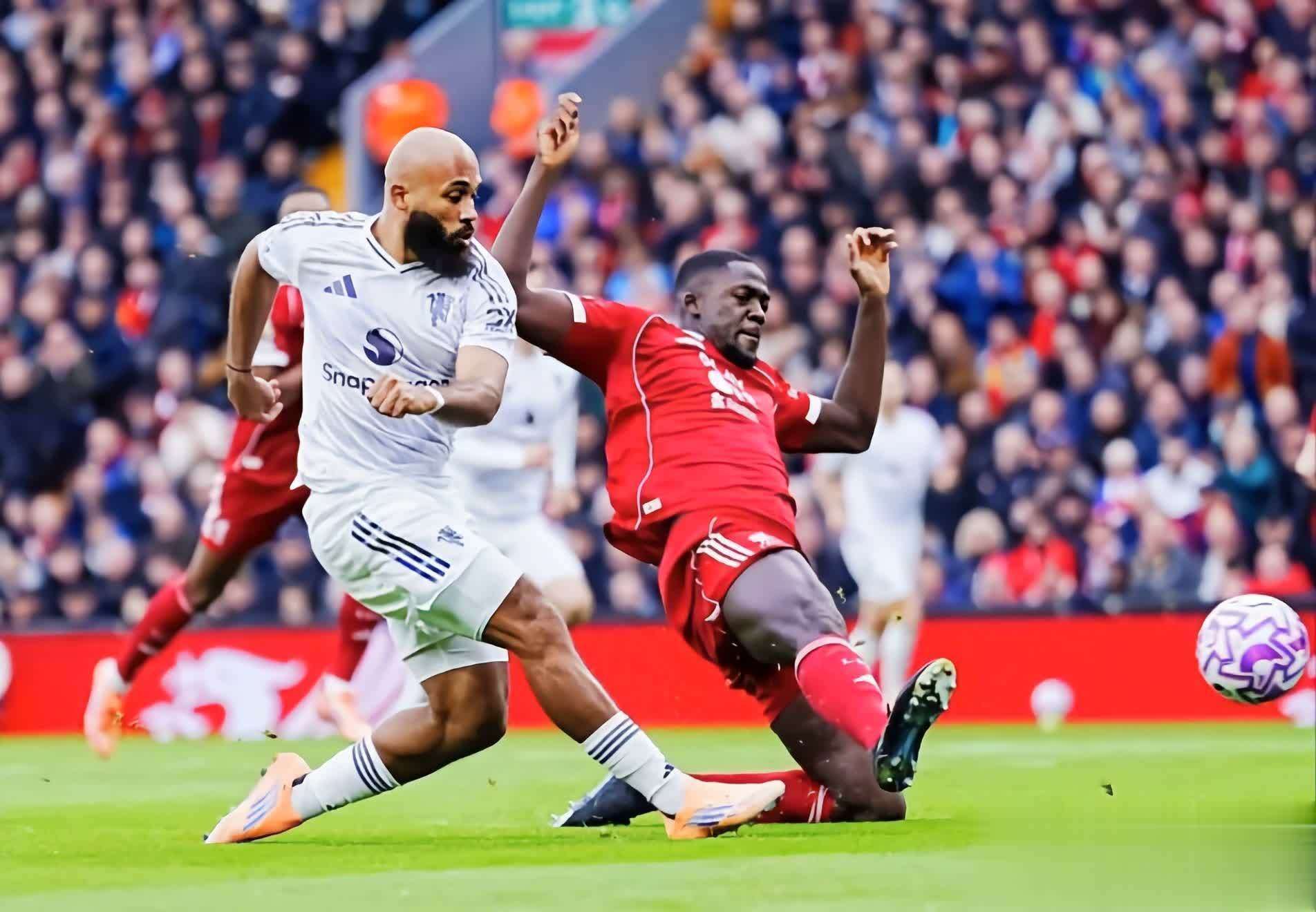 米兰体育:英超焦点战:曼城与利物浦的巅峰对决 米兰体育:英超焦点战:曼城与利物浦的巅峰对决