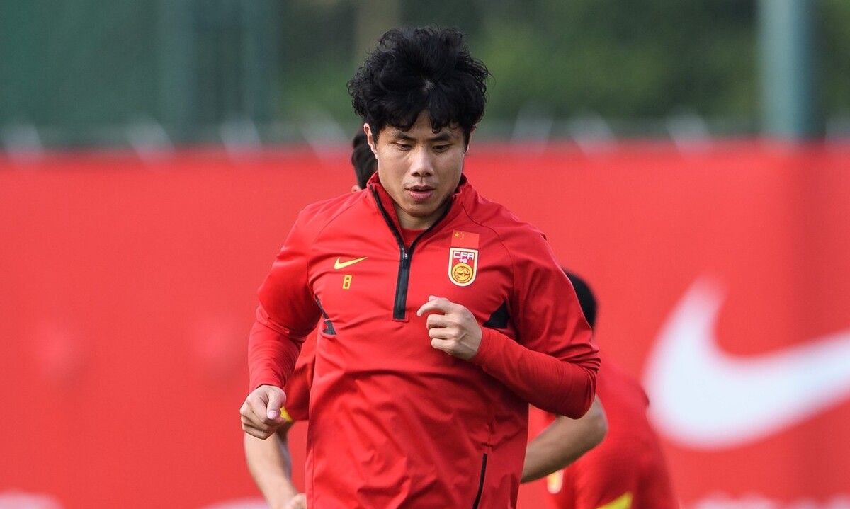 关于米兰体育:老将蒿俊闵“退居幕后”,球迷:感谢他为中国足球做出的贡献!的信息 关于米兰体育:老将蒿俊闵“退居幕后”,球迷:感谢他为中国足球做出的贡献!的信息