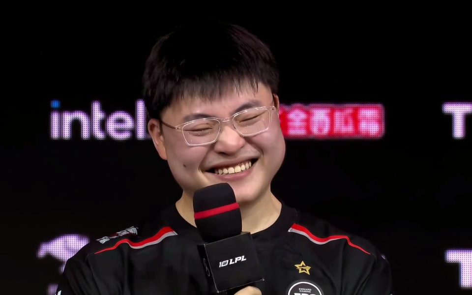 米兰体育：中国足球明星球员李强伤病恢复，复出首战告捷的简单介绍