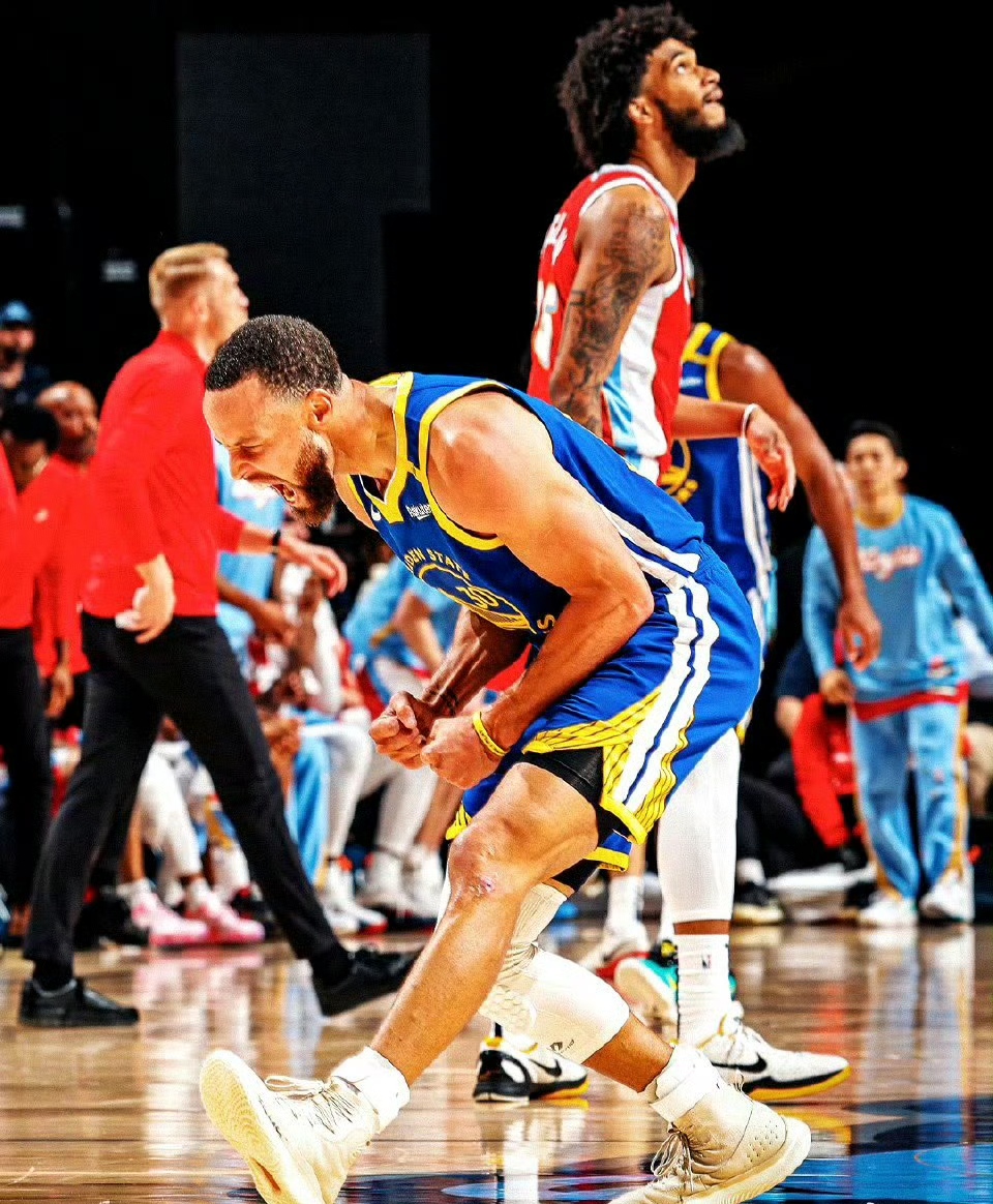 包含米兰体育：勇士队训练营：罗林斯展现快攻速度，争夺轮换位置的词条