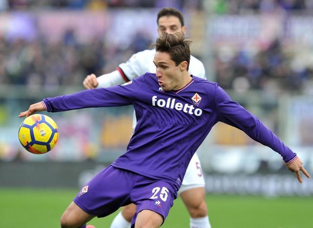 米兰体育：中国足球新星李明轩首次国家队登场，表现惊艳